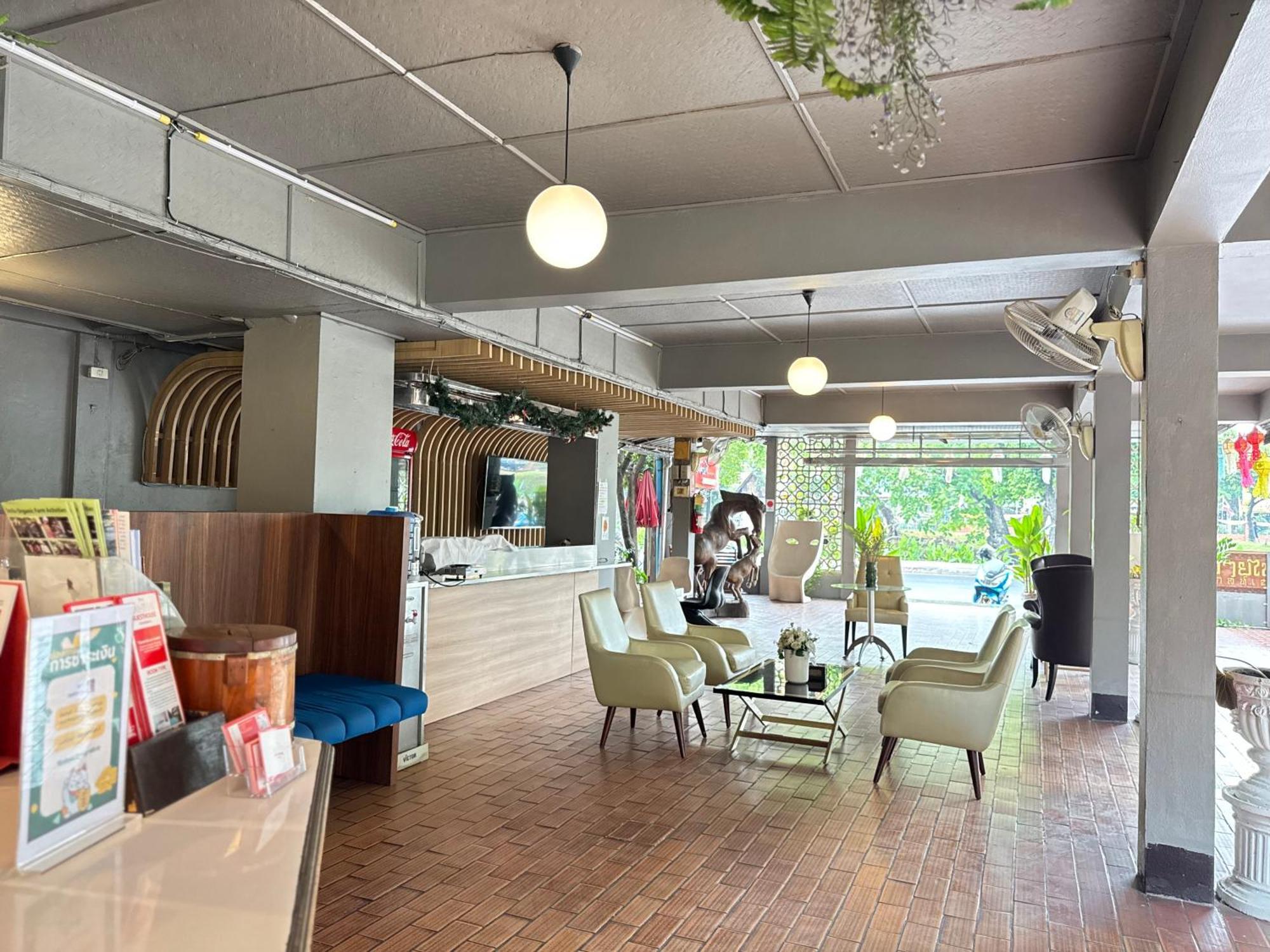 Lai-Thai pensión Chiang Mai Exterior foto